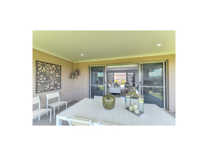 21 Simmental Way, Tamworth NSW 2340