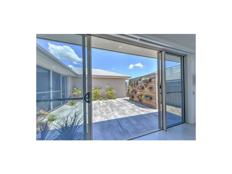 21 Simmental Way, Tamworth NSW 2340