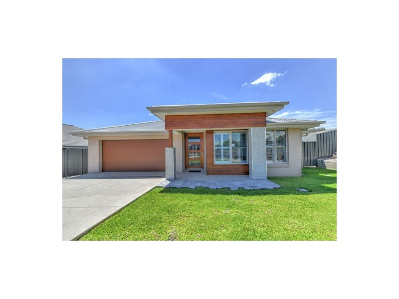 21 Simmental Way, Tamworth NSW 2340