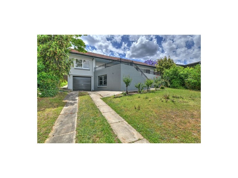 21 Golf Street, Tamworth NSW 2340