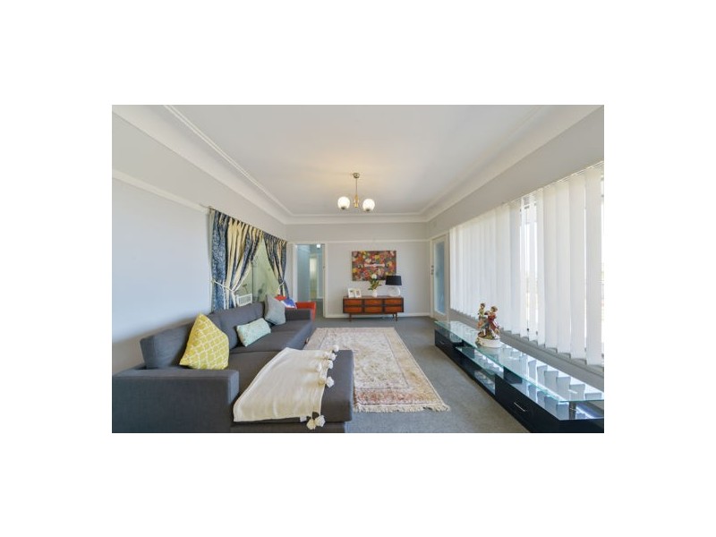 21 Golf Street, Tamworth NSW 2340