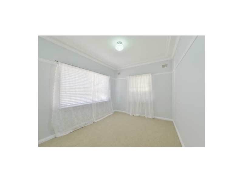 21 Golf Street, Tamworth NSW 2340