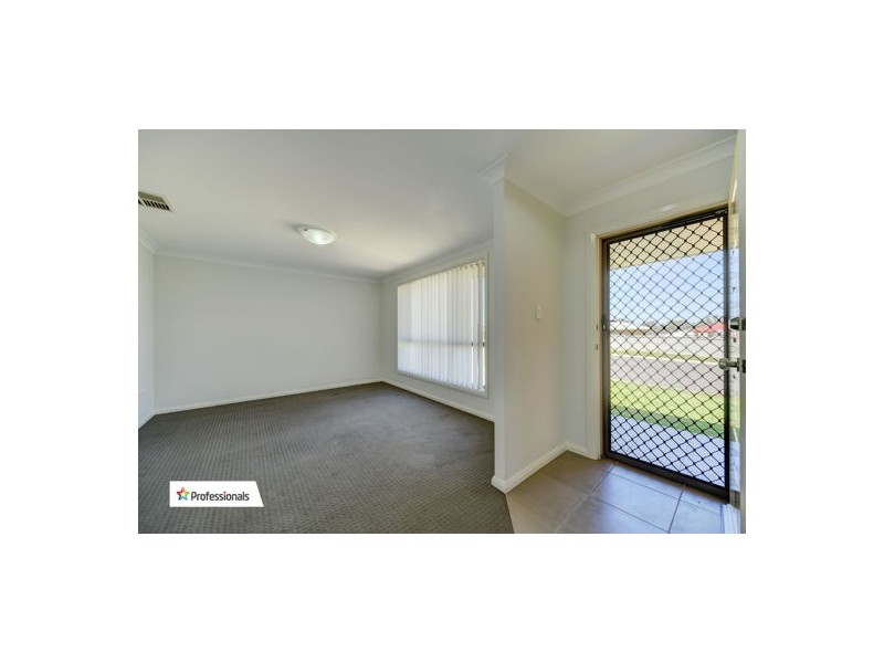 35b Orley Drive, Tamworth NSW 2340