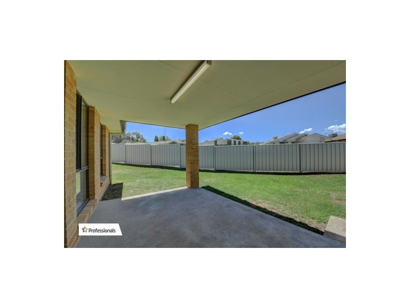 35b Orley Drive, Tamworth NSW 2340