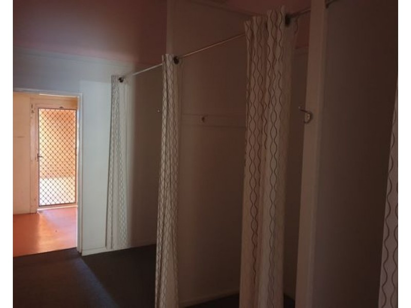 301 Peel Street, Tamworth NSW 2340