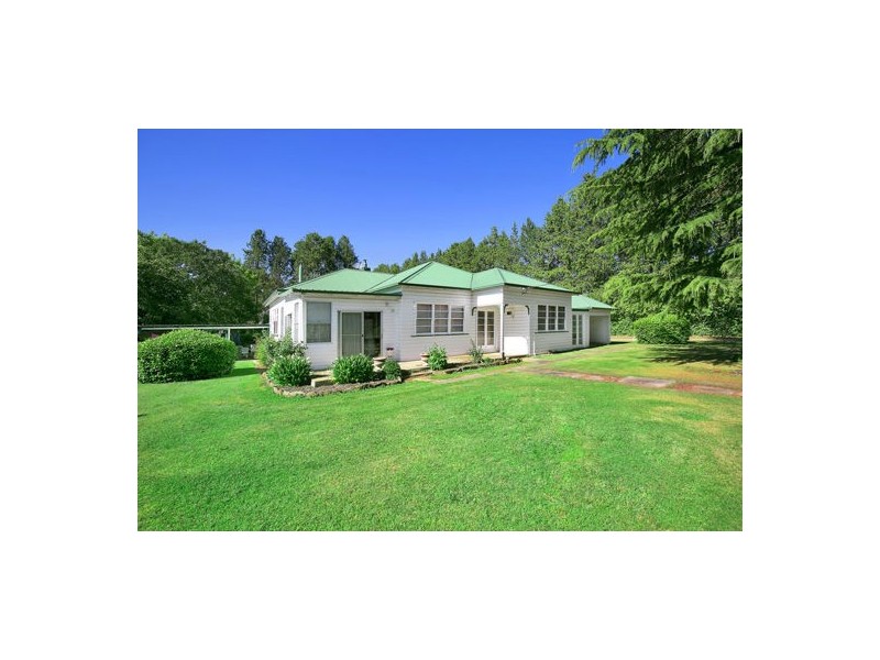 ‘Hillcrest’ 114 Black Mountain Road, Black Mountain NSW 2365