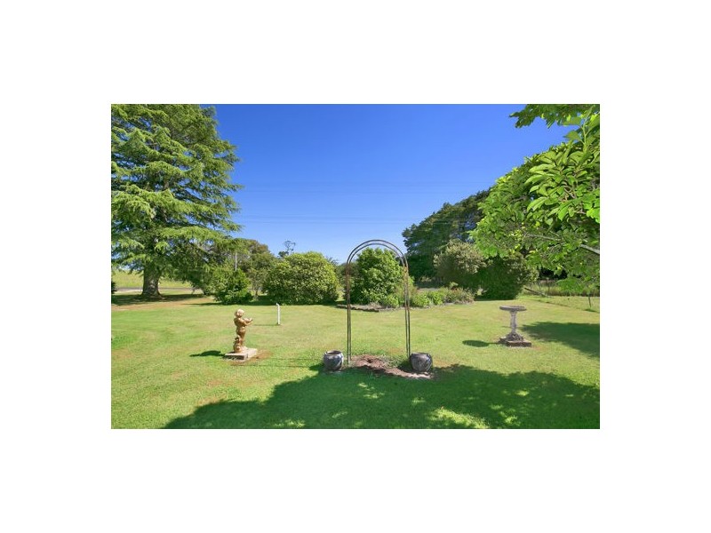 ‘Hillcrest’ 114 Black Mountain Road, Black Mountain NSW 2365