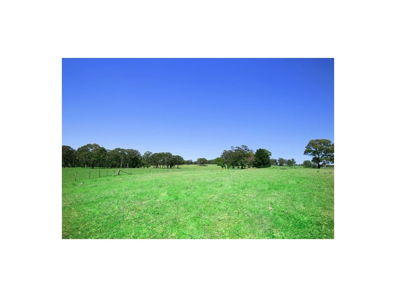 ‘Hillcrest’ 114 Black Mountain Road, Black Mountain NSW 2365