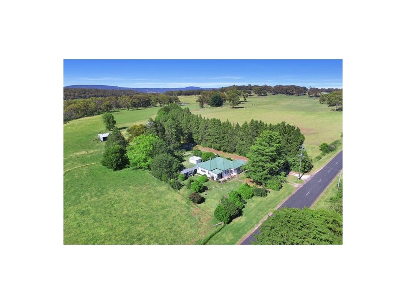 ‘Hillcrest’ 114 Black Mountain Road, Black Mountain NSW 2365