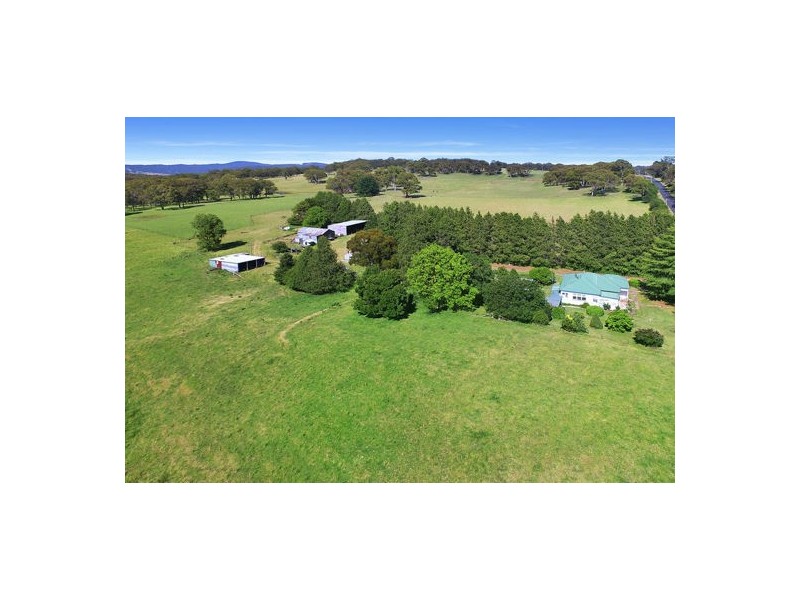 ‘Hillcrest’ 114 Black Mountain Road, Black Mountain NSW 2365