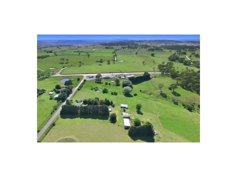 ‘Hillcrest’ 114 Black Mountain Road, Black Mountain NSW 2365