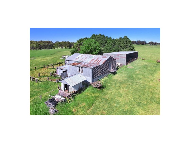 ‘Hillcrest’ 114 Black Mountain Road, Black Mountain NSW 2365