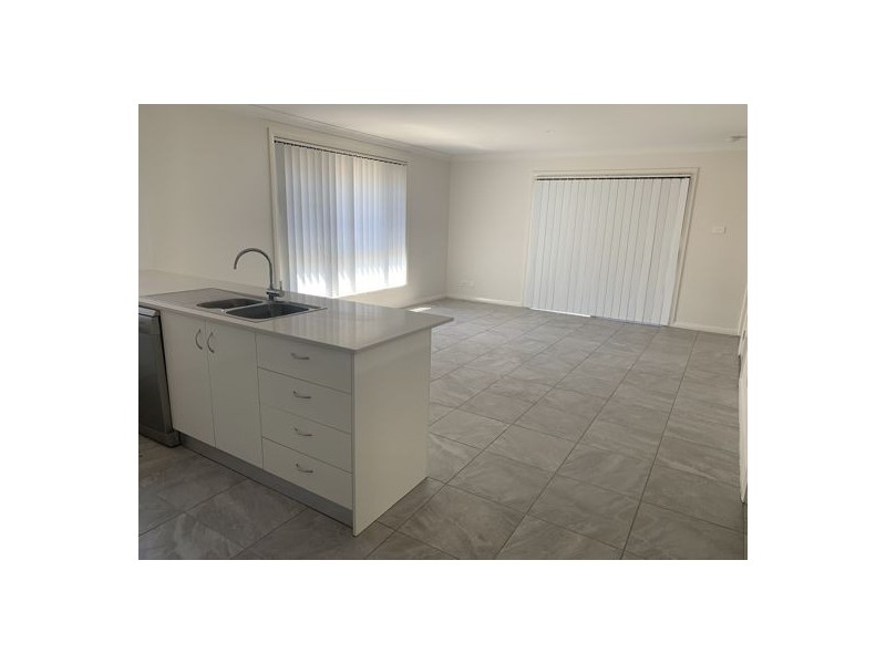 20B Mulconda Close, Tamworth NSW 2340