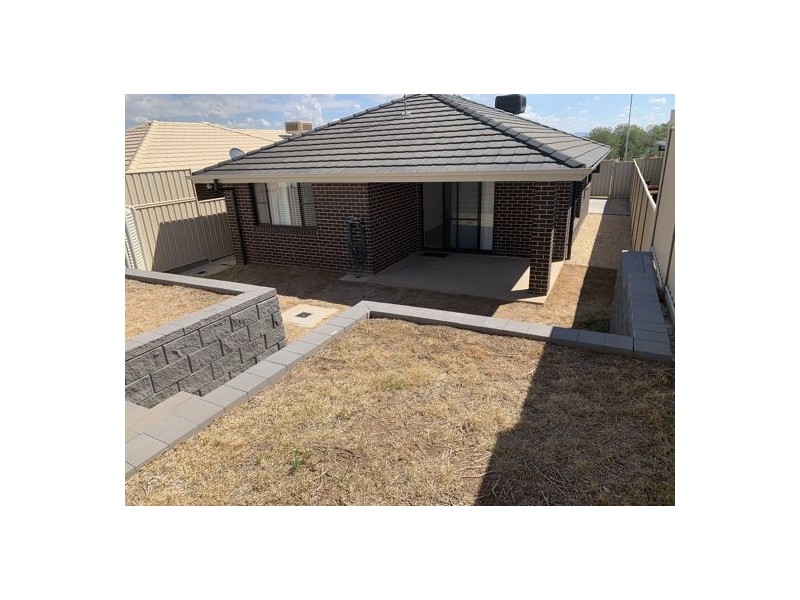 20B Mulconda Close, Tamworth NSW 2340