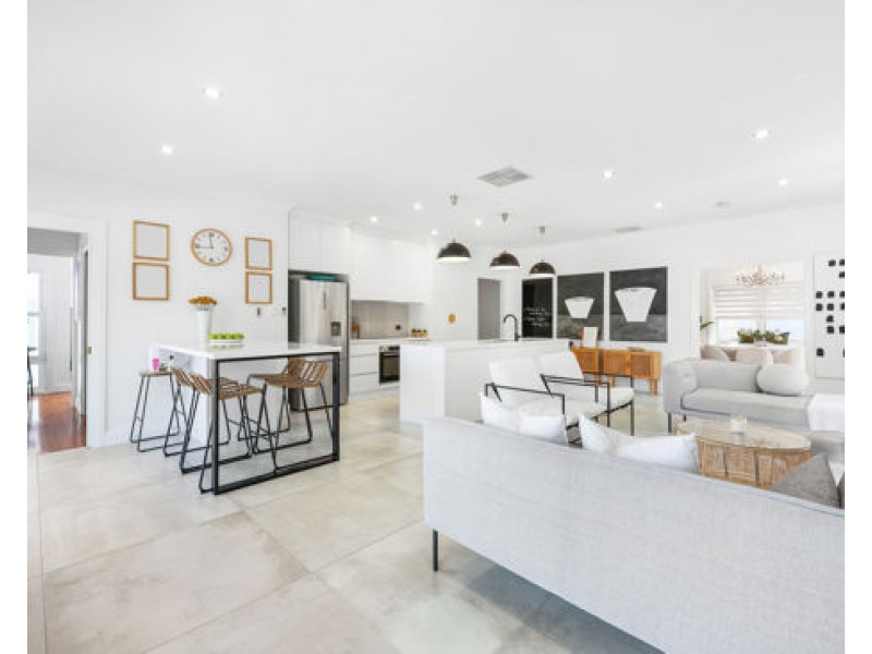 97 White Street, Tamworth NSW 2340