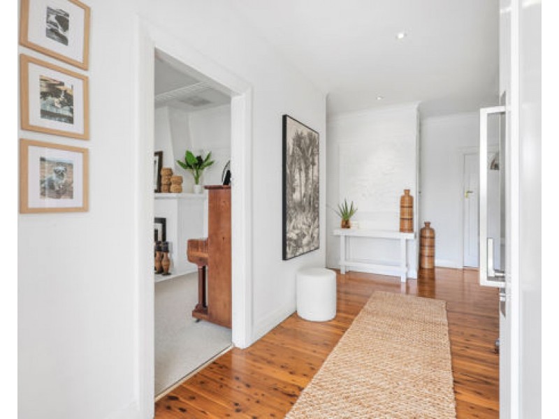 97 White Street, Tamworth NSW 2340