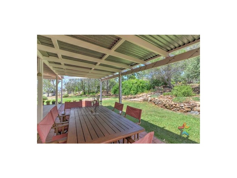 11 Woodside Chase, Tamworth NSW 2340