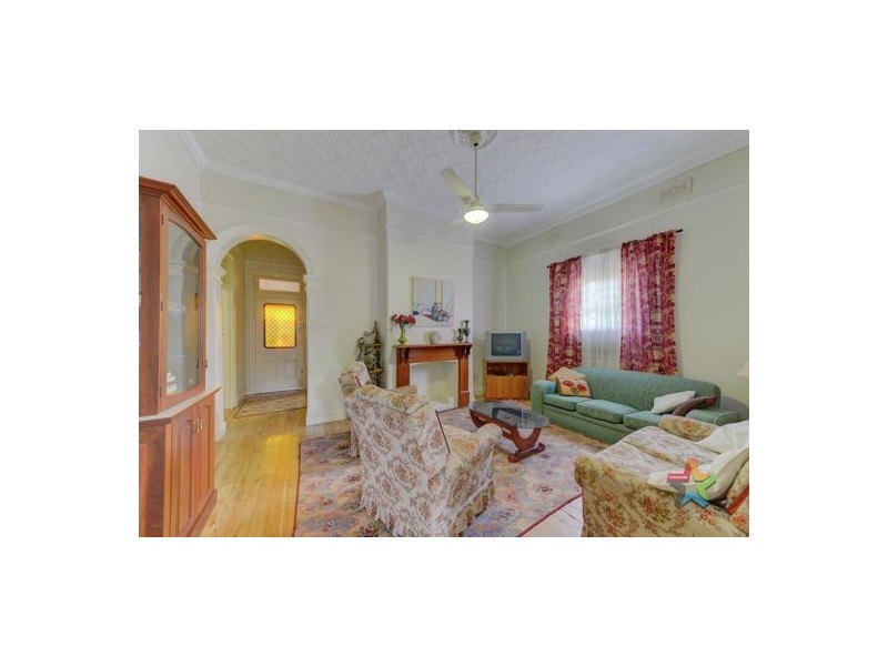 28 Dean Street, Tamworth NSW 2340