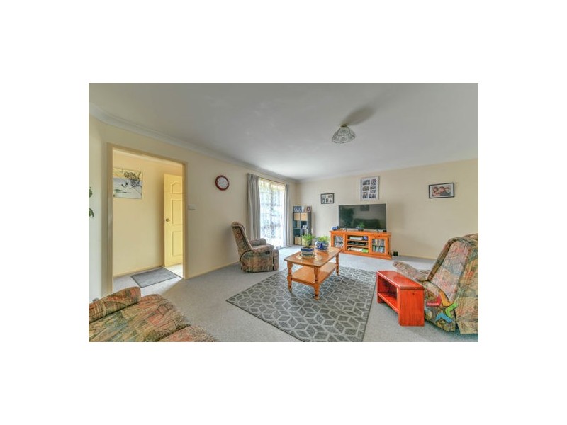 8 Grevillea Place, Tamworth NSW 2340