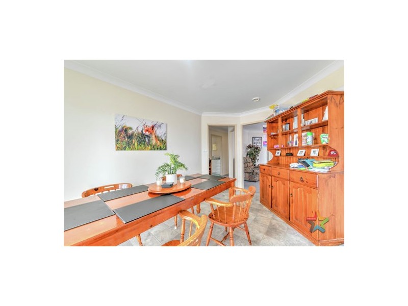 8 Grevillea Place, Tamworth NSW 2340