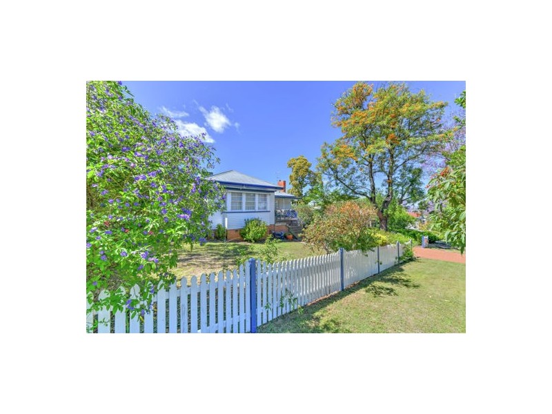 53 Chelmsford Street, Tamworth NSW 2340