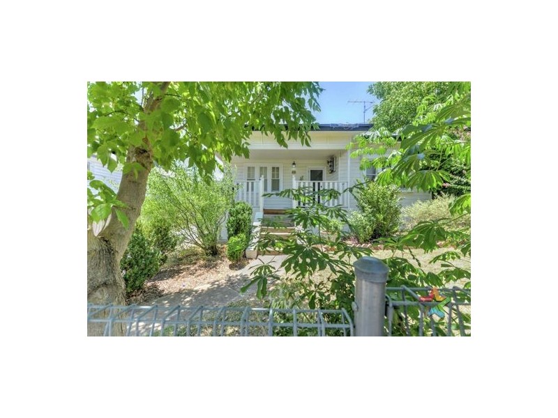 98 Rawson Avenue, Tamworth NSW 2340