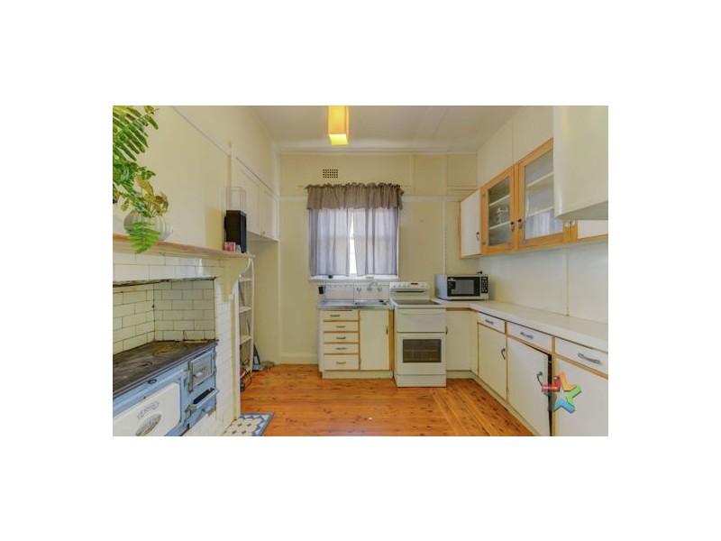 98 Rawson Avenue, Tamworth NSW 2340