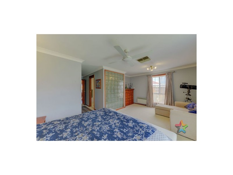 12 Moondah Close, Tamworth NSW 2340