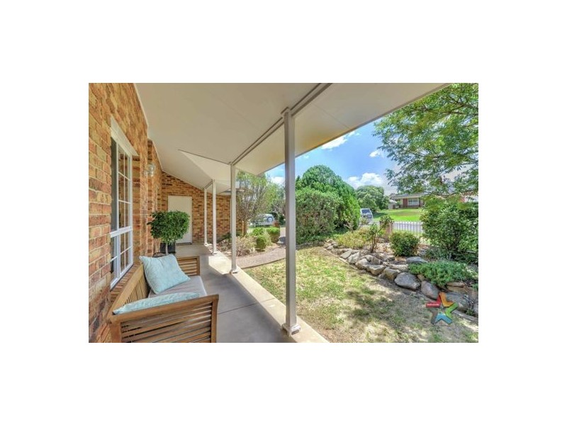 12 Moondah Close, Tamworth NSW 2340