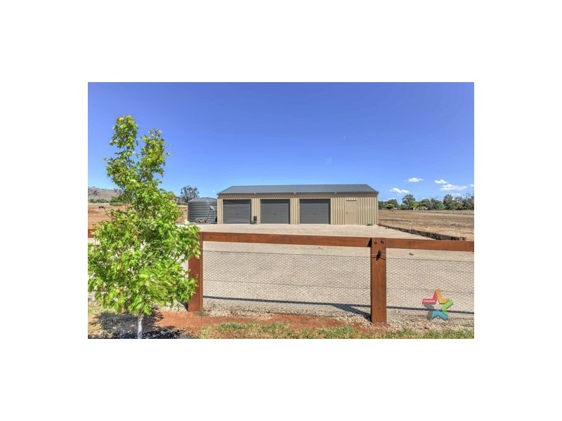 4 Rosewood Road, Tamworth NSW 2340