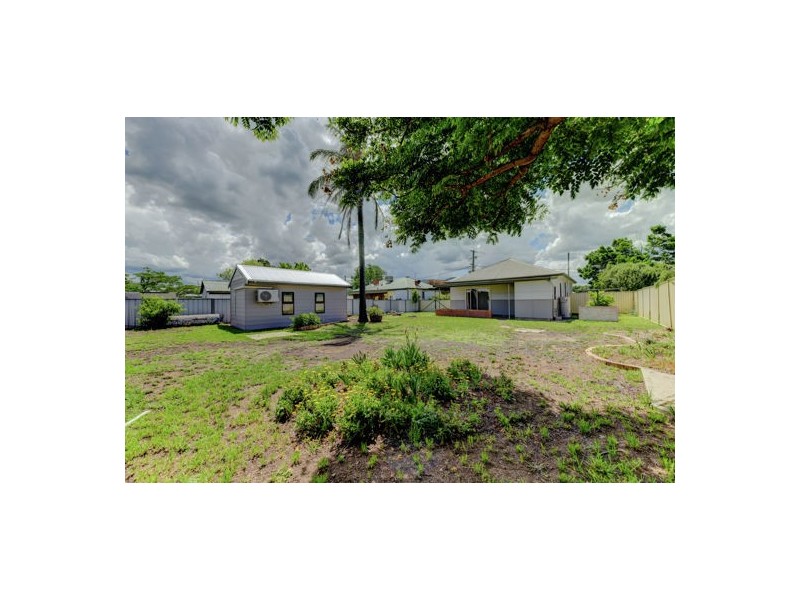 8 Hilton Street, Tamworth NSW 2340