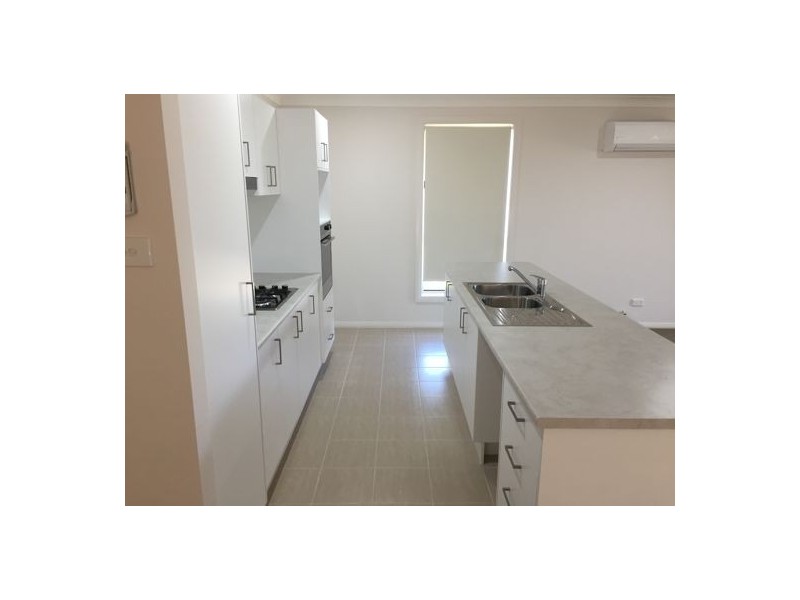 32 Reginald Drive, Tamworth NSW 2340