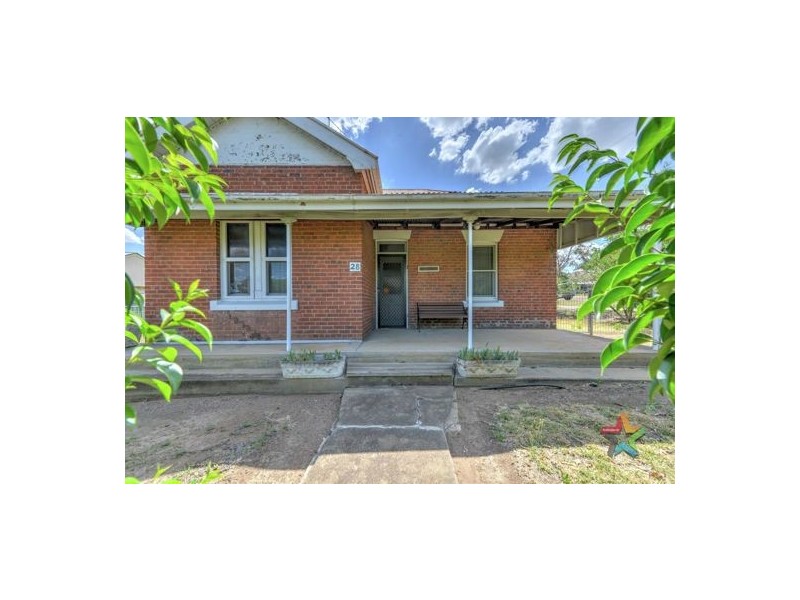 28 Dean Street, Tamworth NSW 2340