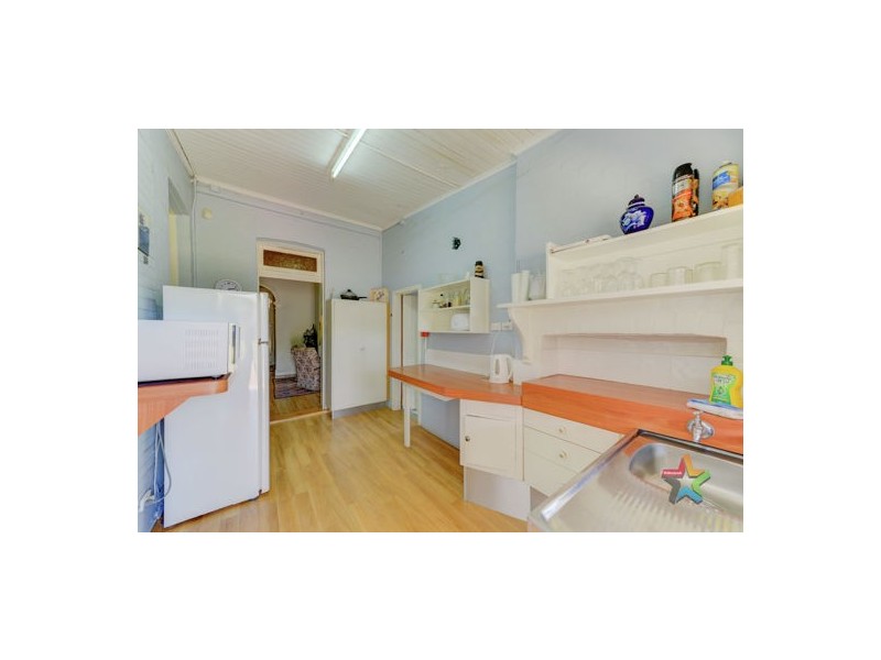 28 Dean Street, Tamworth NSW 2340