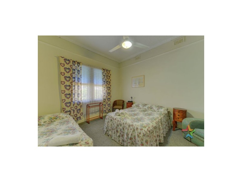 28 Dean Street, Tamworth NSW 2340