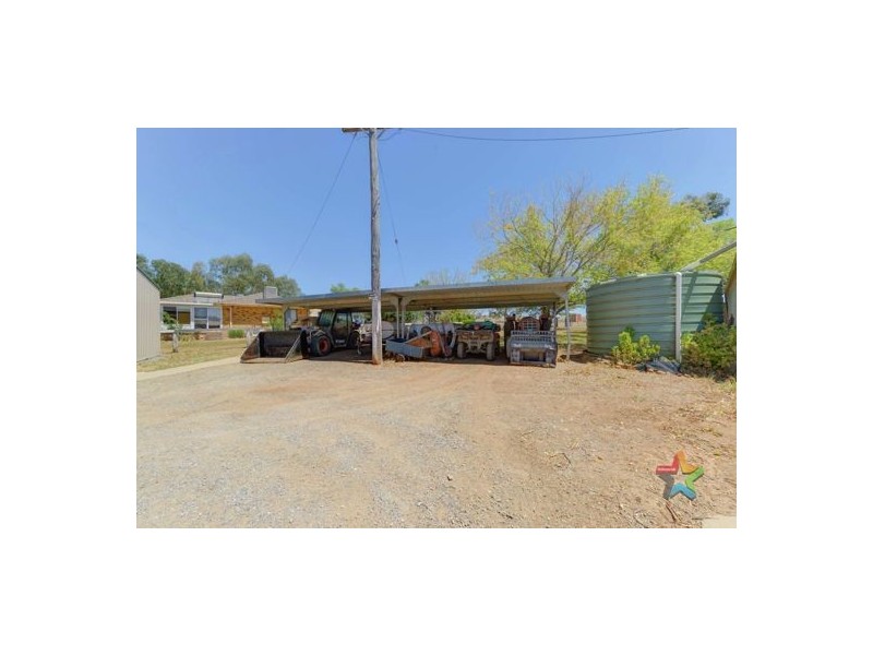 Wattlevale 153 Byamee Lane, Tamworth NSW 2340