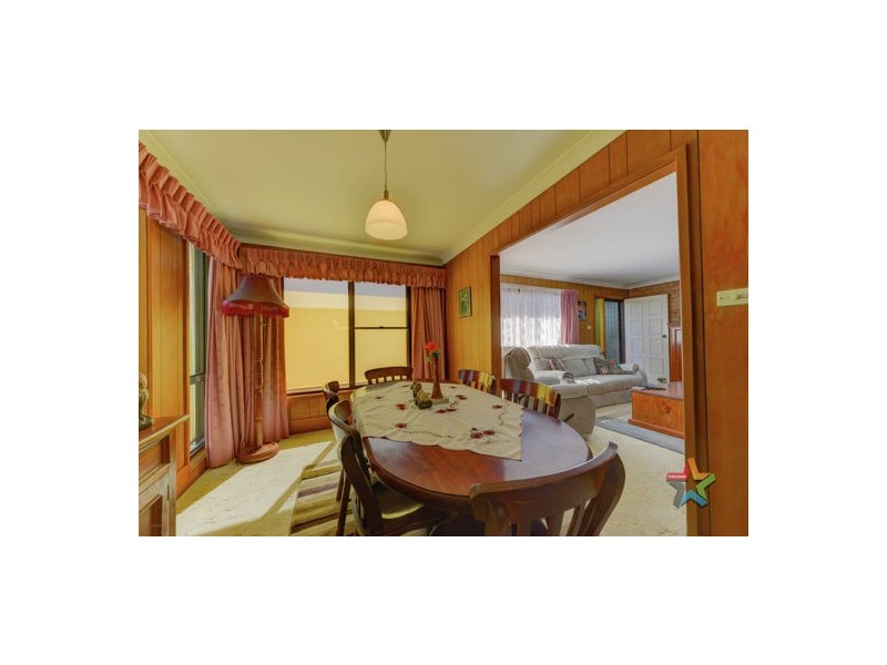 9 Harrier Parade, Tamworth NSW 2340