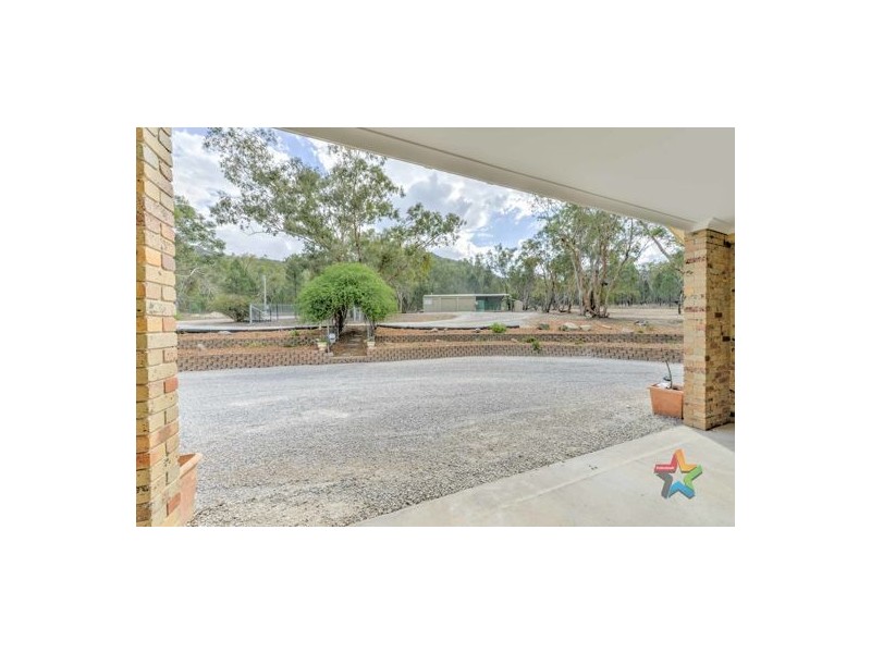 44 Waters Park Drive, Tamworth NSW 2340