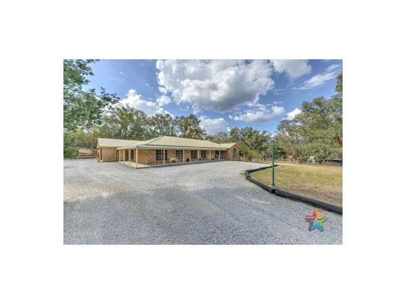 44 Waters Park Drive, Tamworth NSW 2340
