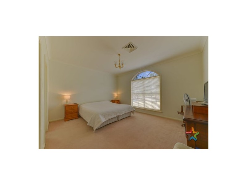 44 Waters Park Drive, Tamworth NSW 2340