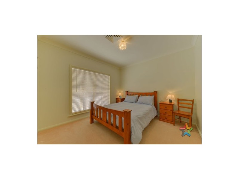 44 Waters Park Drive, Tamworth NSW 2340