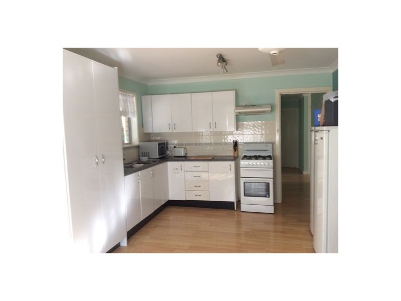 366 Armidale Road, Tamworth NSW 2340