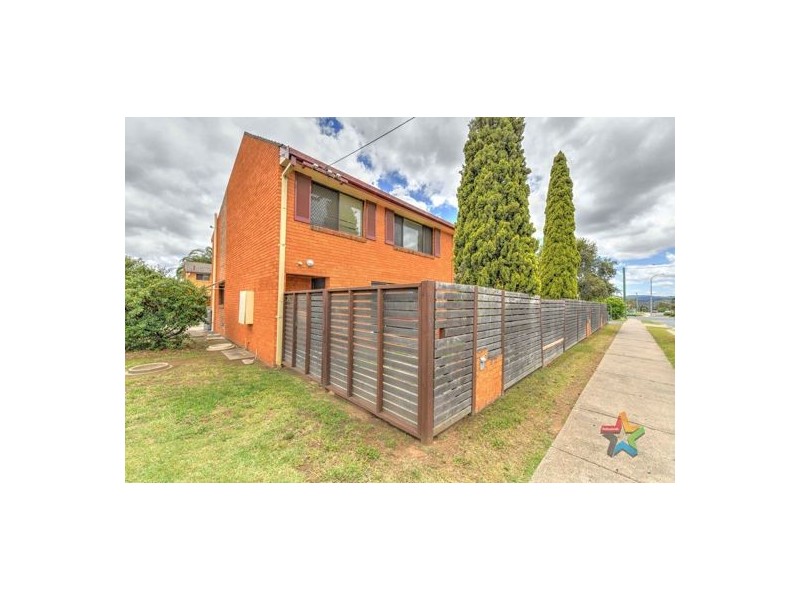 Units 1 – 3/33 Florence Lane, Tamworth NSW 2340