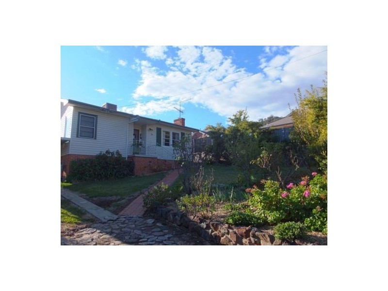 76 Hill Street, Tamworth NSW 2340