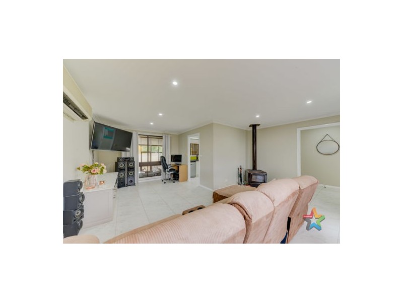 88 Harrier Parade, Tamworth NSW 2340