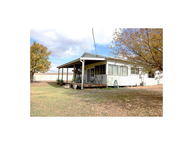 1883 New England Highway, Tamworth NSW 2340