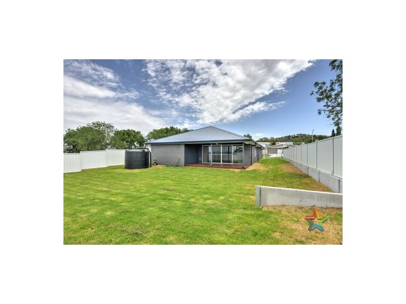 7 Bellas Way, Tamworth NSW 2340