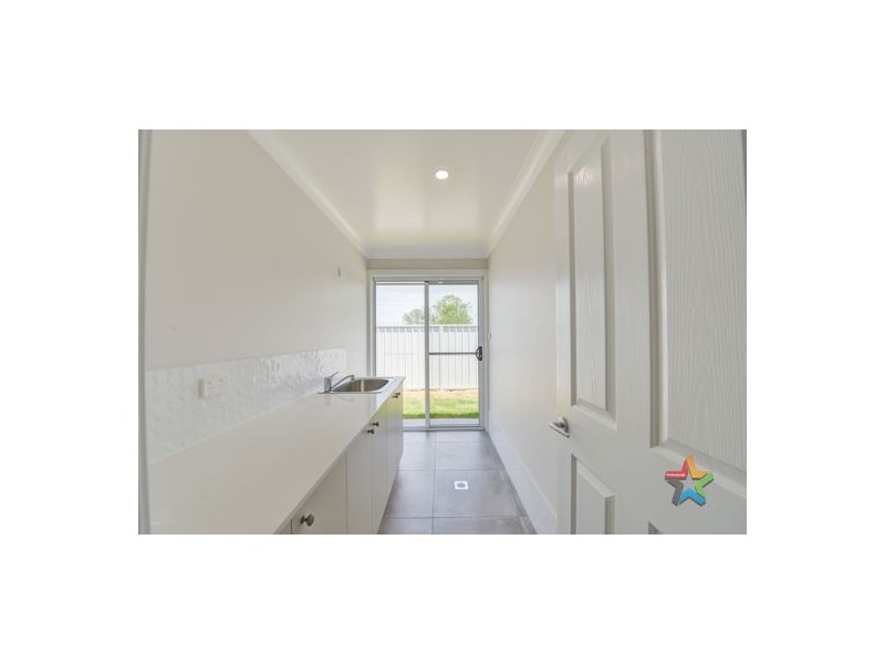 7 Bellas Way, Tamworth NSW 2340