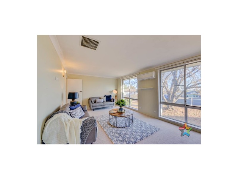 24 Carmichael Avenue, Tamworth NSW 2340