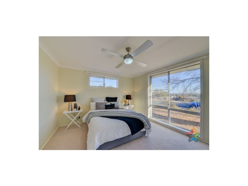 24 Carmichael Avenue, Tamworth NSW 2340